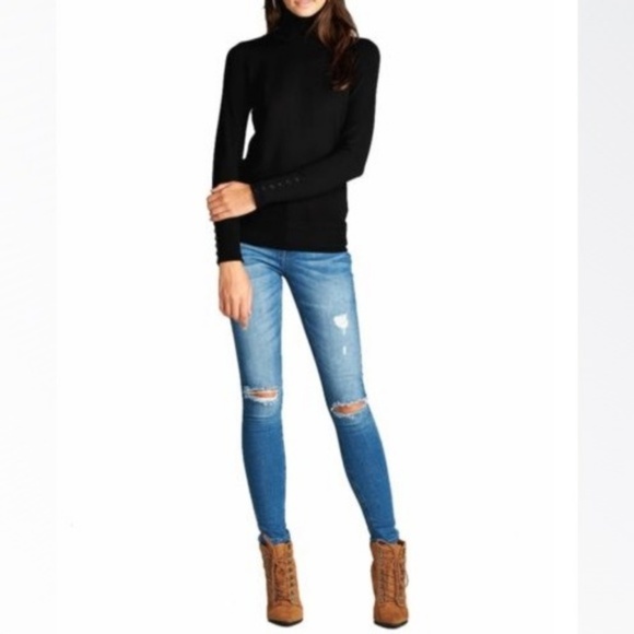 Basic White Long Sleeve Turtleneck - Picture 3 of 5